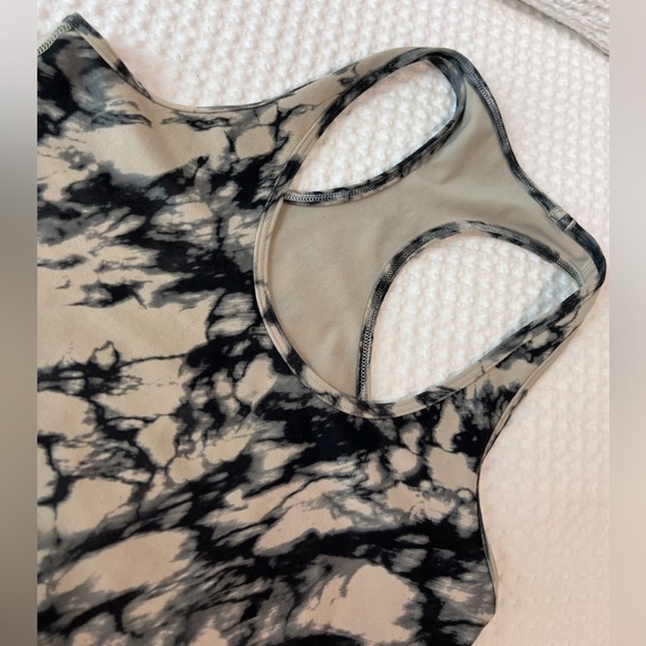 Lululemon Racerback Tank Top - Picture 3 of 10